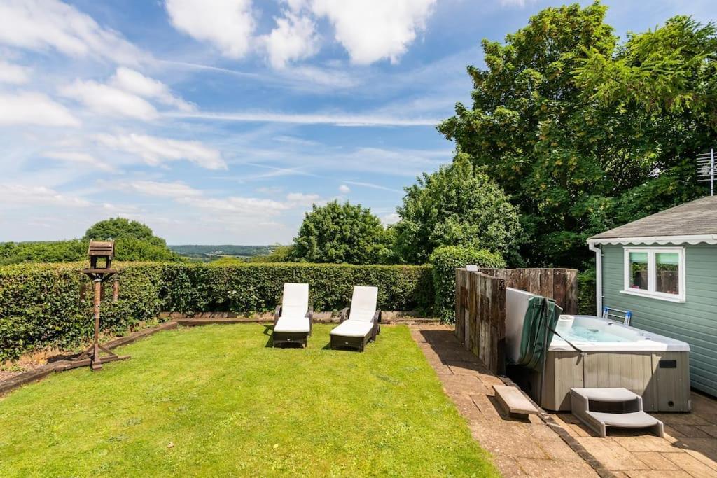 The Summerhouse, Countryside Retreat With Private Hot Tub Bridgnorth Luaran gambar