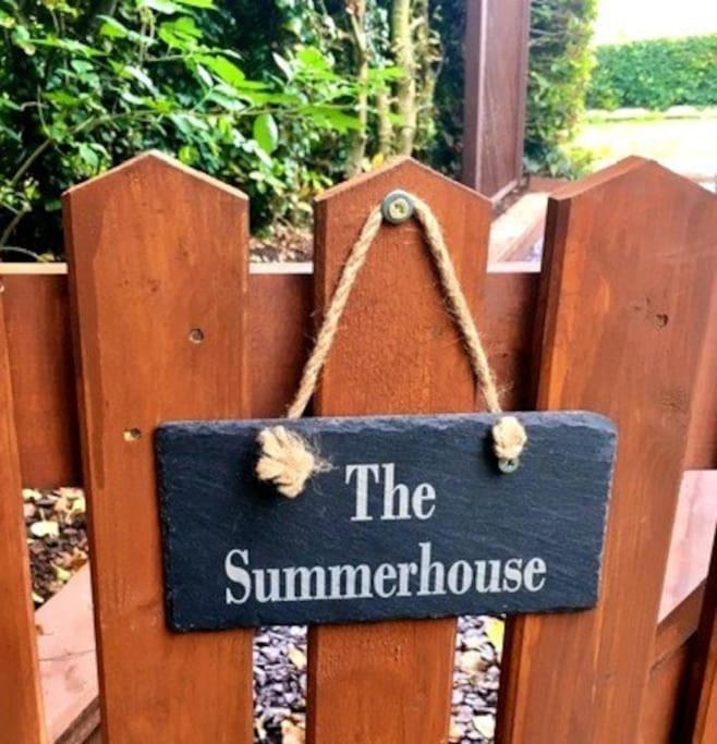 The Summerhouse, Countryside Retreat With Private Hot Tub Bridgnorth Luaran gambar